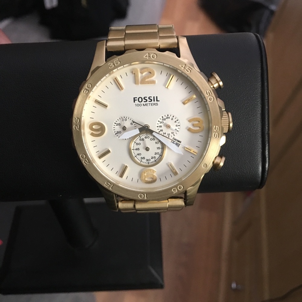 Fossil watch